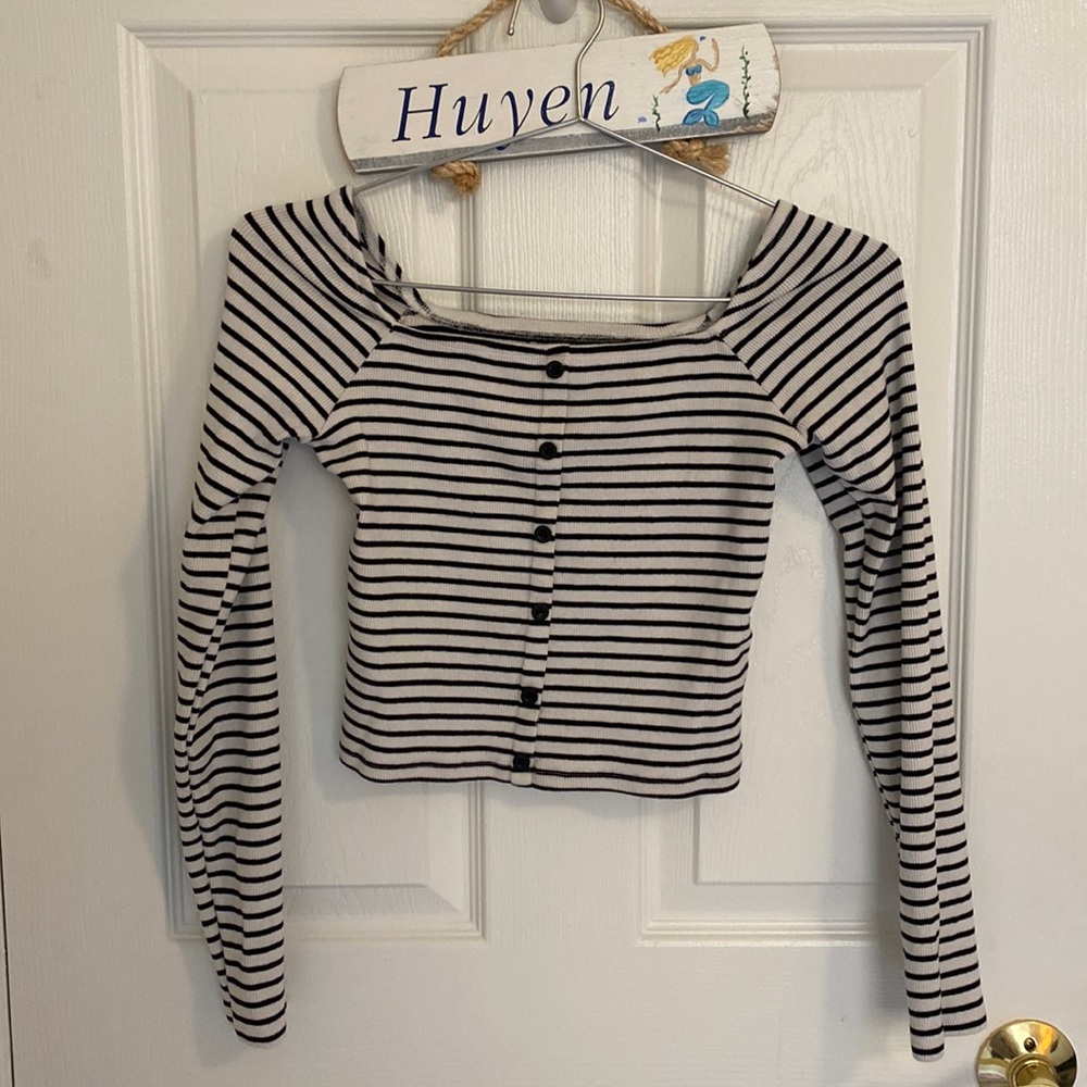 Reserved Cropped Sweater - Black/White - Small